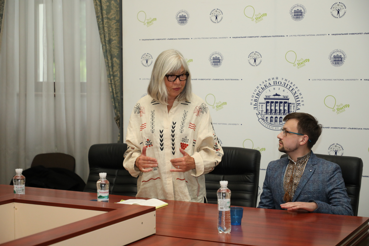 Фото із зустрічі у Львівській політехніці