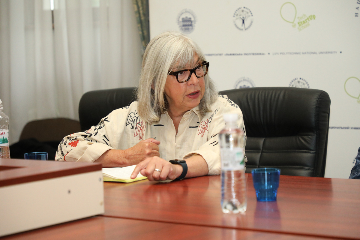 Фото із зустрічі у Львівській політехніці