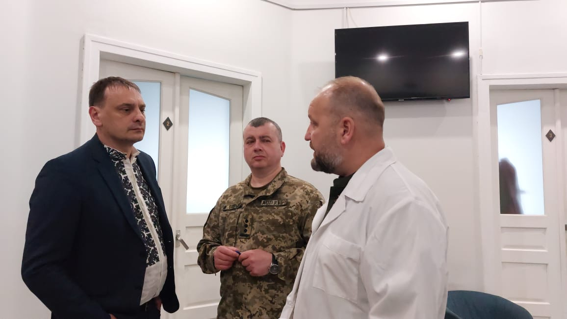 Фото з передавання Aquior