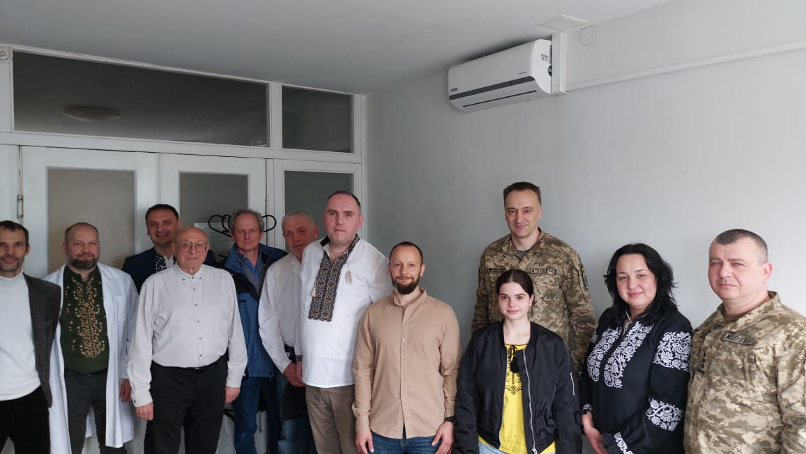 Фото з передавання Aquior