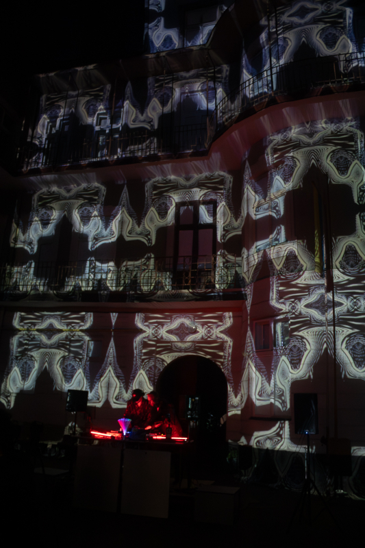 Фото з інсталяції