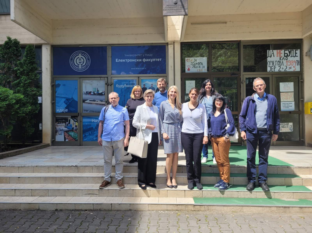 Фото із зустрічі у Сербії