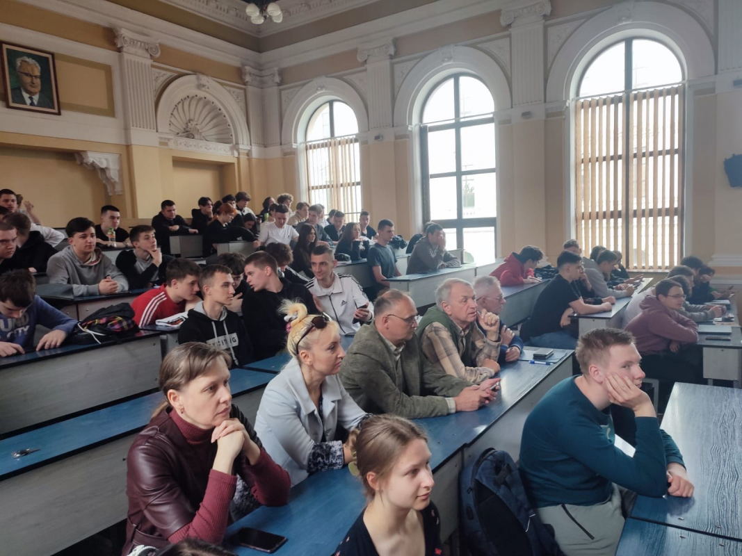 Фото з лекції