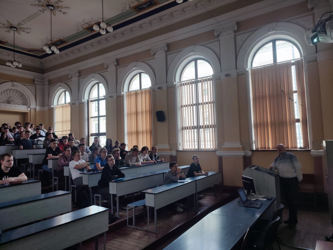 Фото з лекції