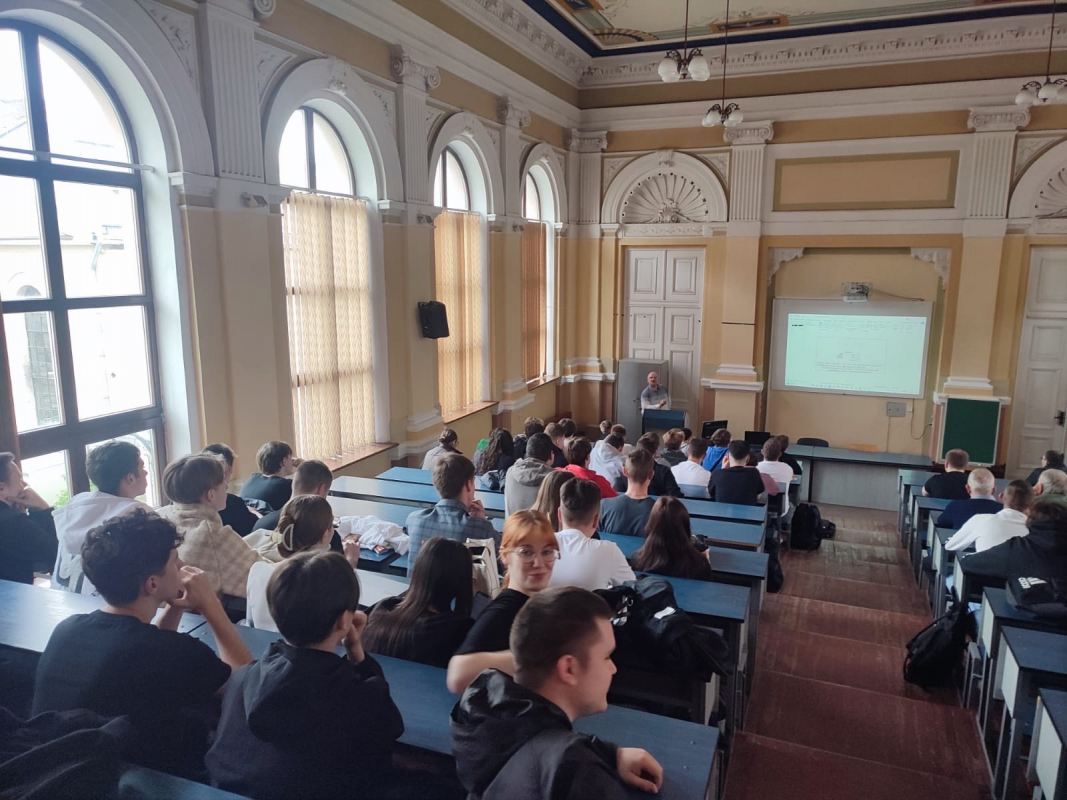 Фото з лекції