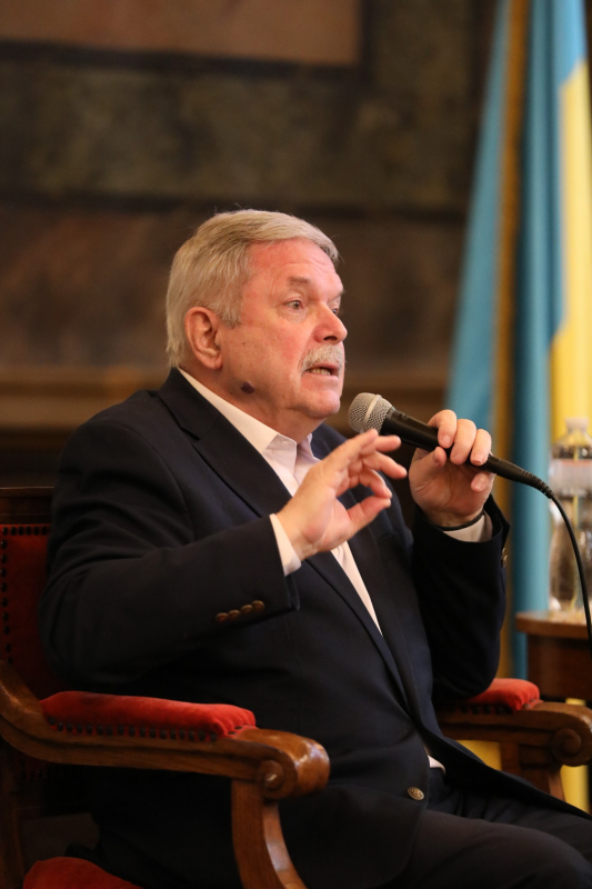 Фото із зустрічі у Львівській політехніці