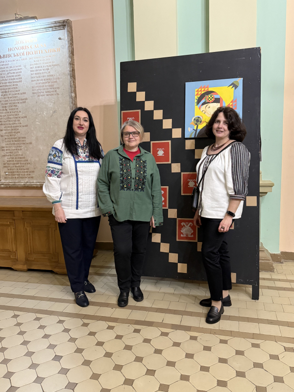 Фото з виставки