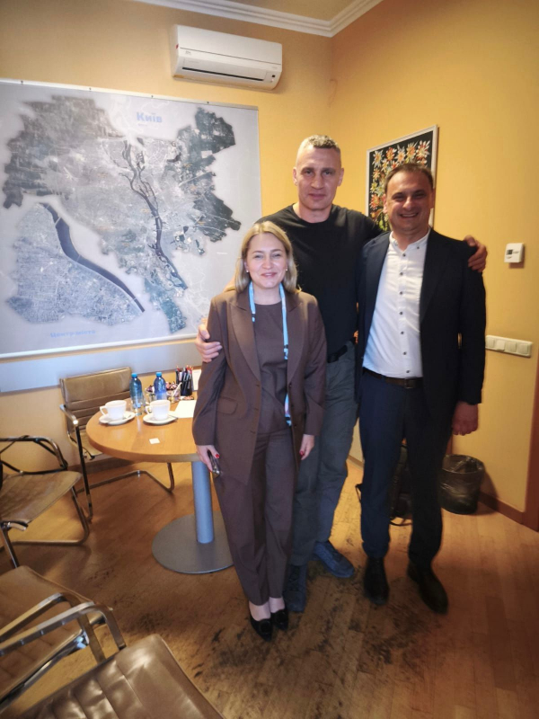 Фото із зустрічі в КМДА