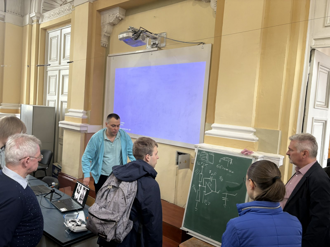 Фото з лекції