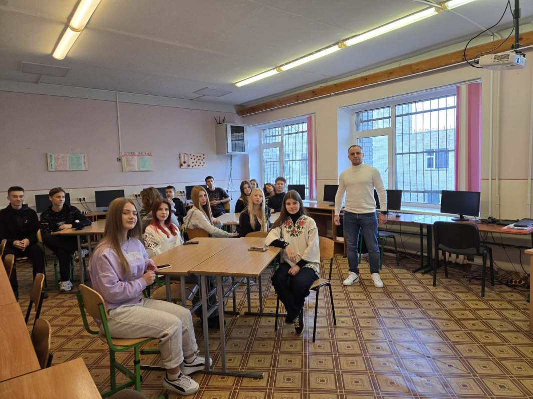 Фото із заходу, організованого ІННЦПКО