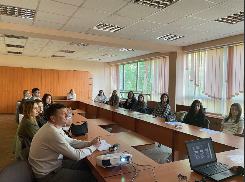 студентську науково – практичну конференцію «Європейська інтеграція України та її вплив на молодь: нові можливості та виклики»