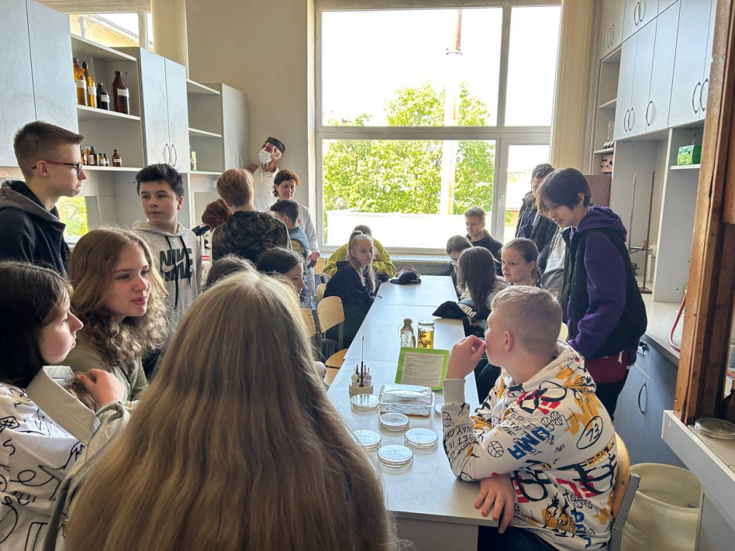 Фото із заходу, організованого ІННЦПКО