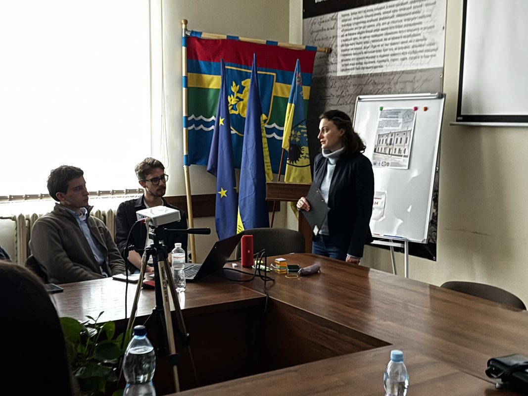 Фото із презентації