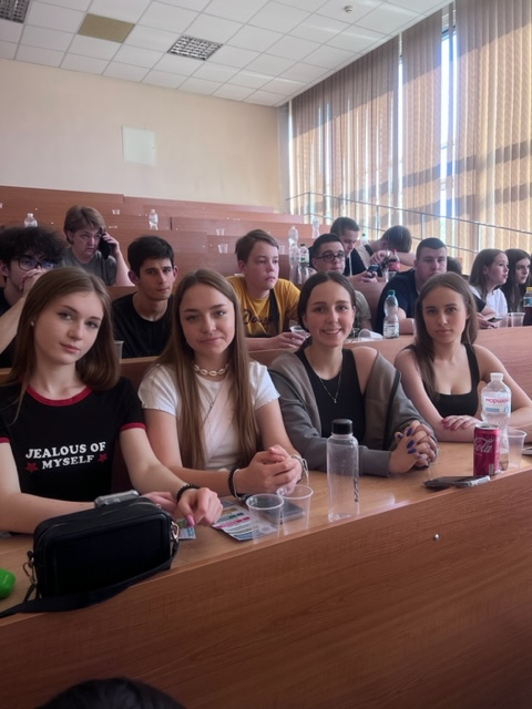 Фото зі школи