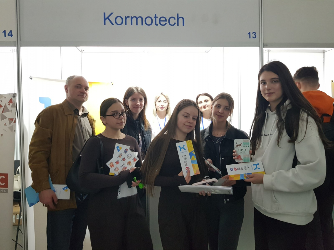 Фото з Ярмарку кар’єри