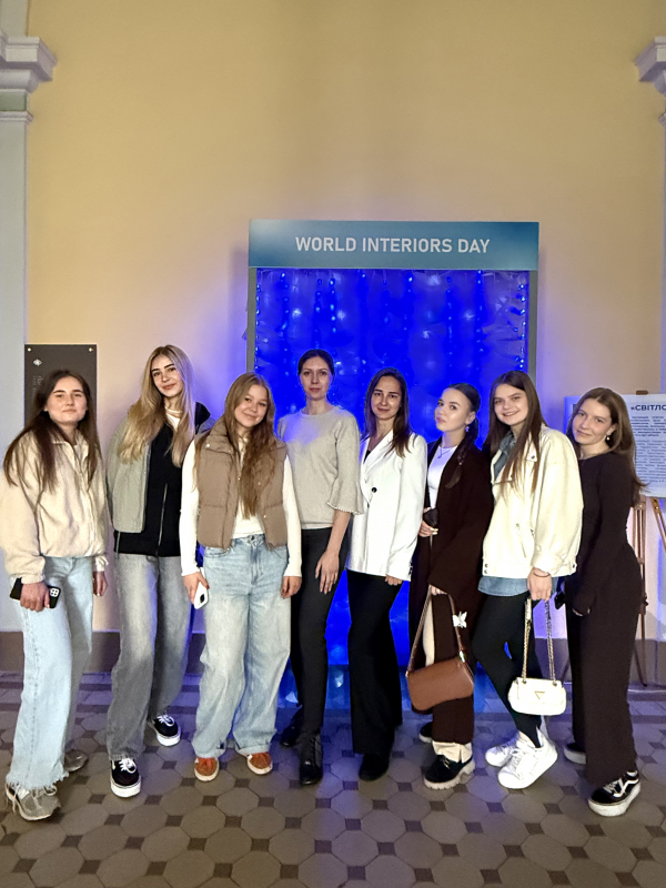 Фото з інсталяції