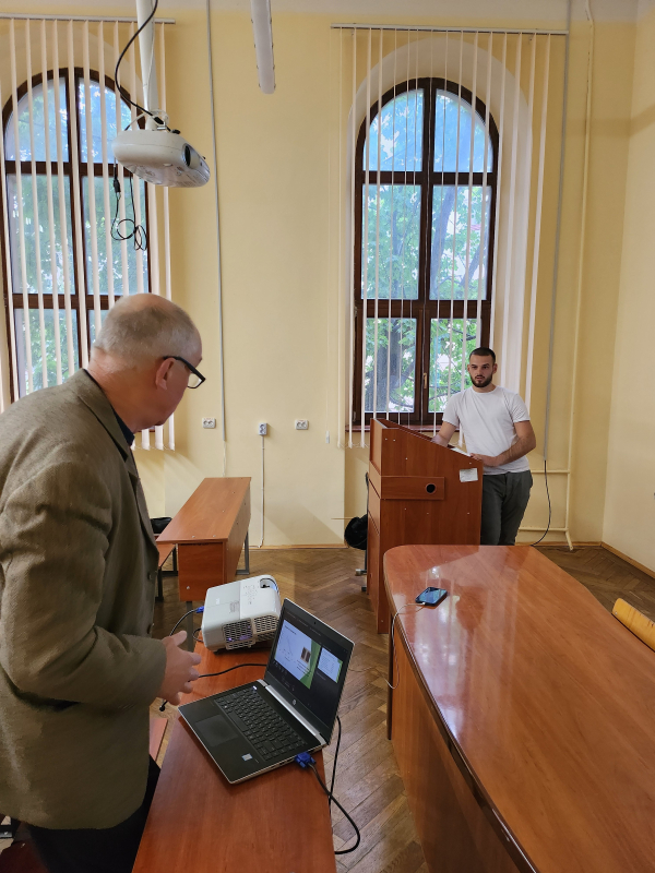 Фото із захисту робіт