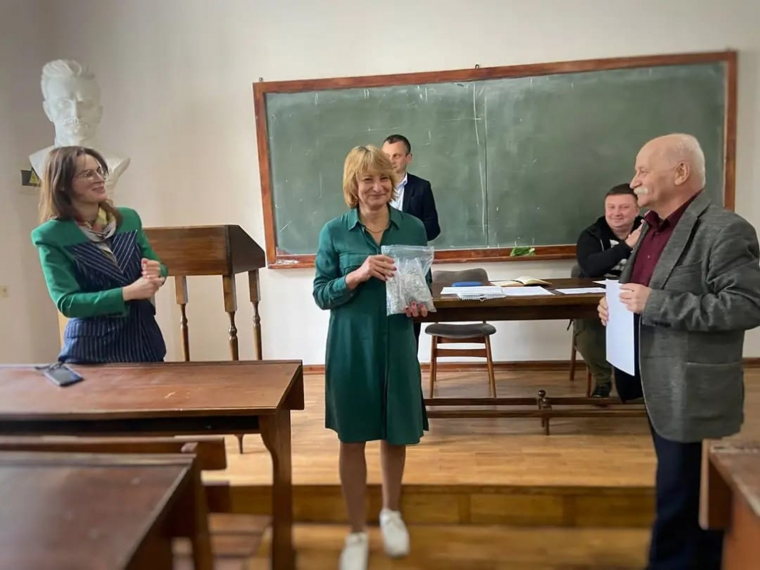 Фото з нагородження переможців конкурсу