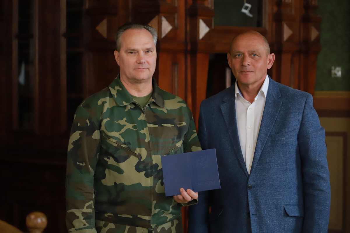 Фото із вручення свідоцтв