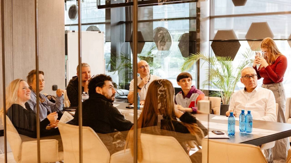 Фото із засідання комісії