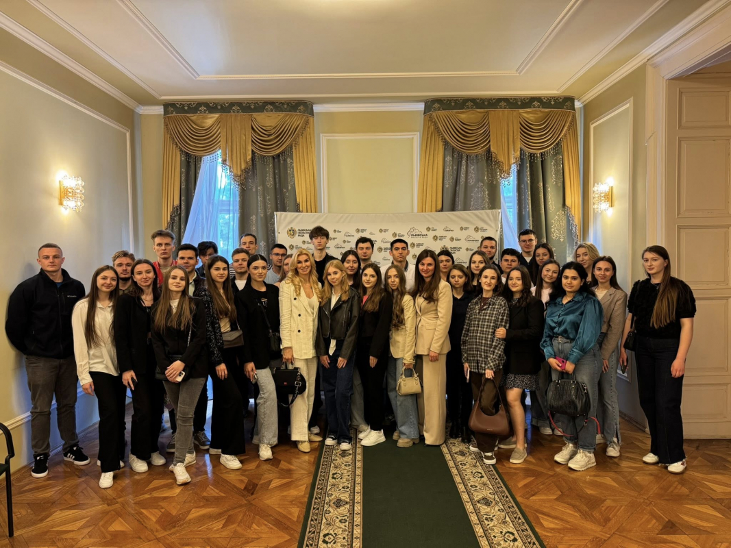 Фото з лекції