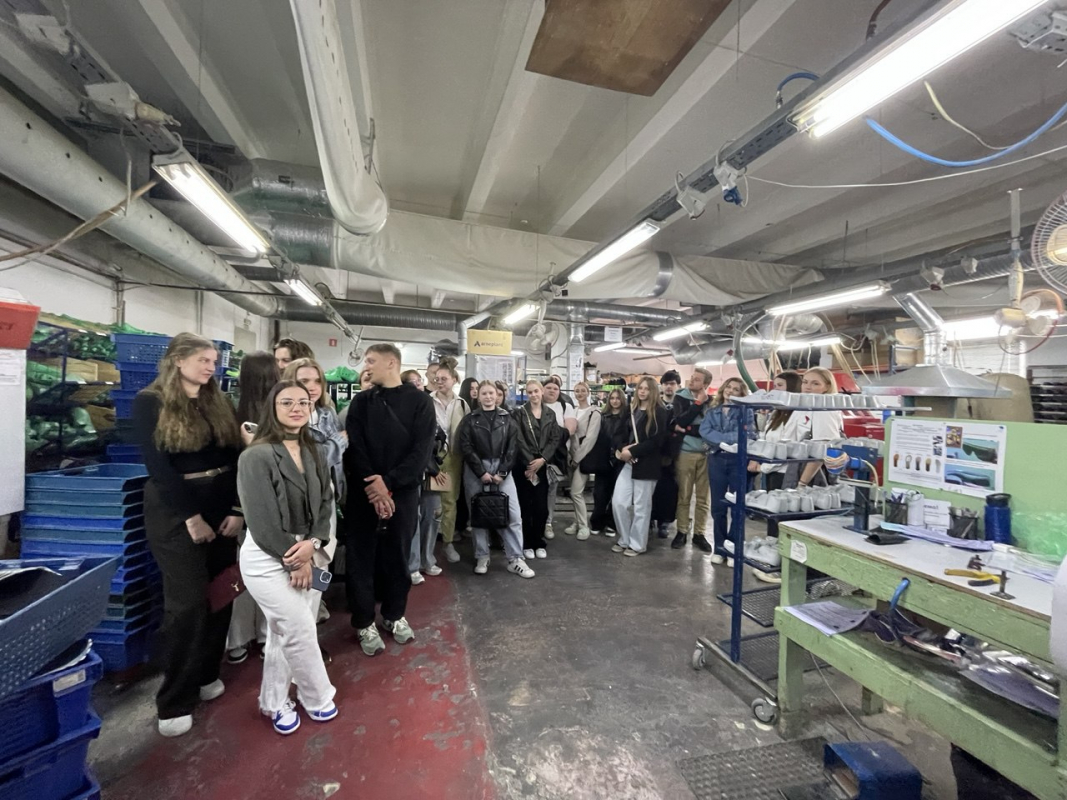 Фото з відвідин підприємства