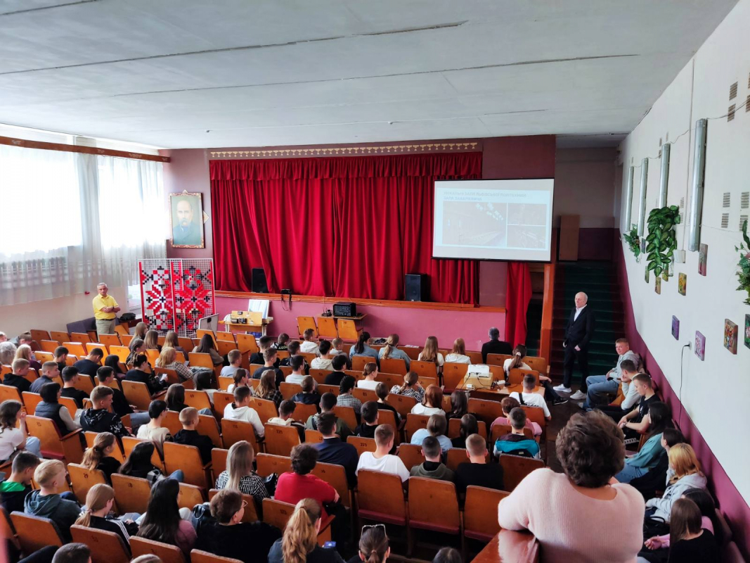 Фото з профорієнтаційного заходу