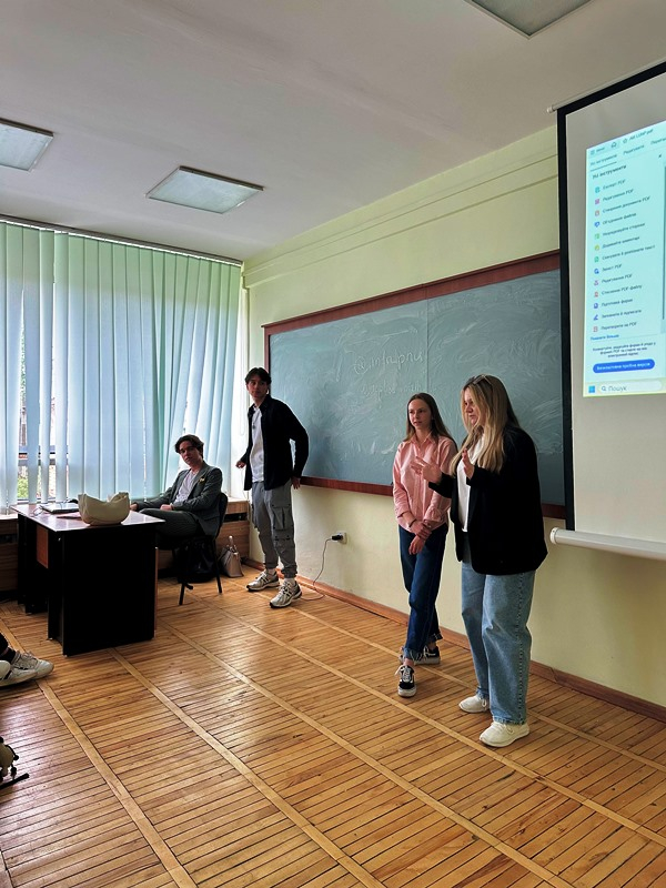 Фото із Дня відкритих дверей