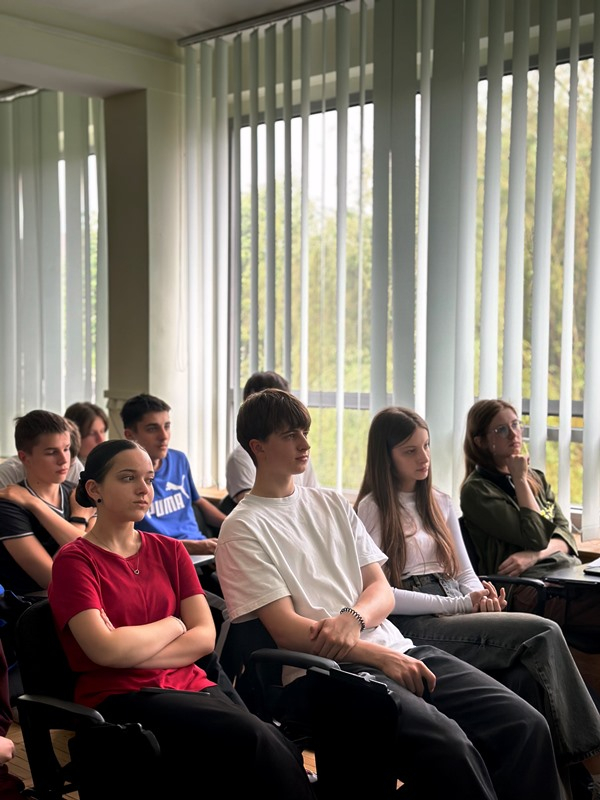 Фото із Дня відкритих дверей