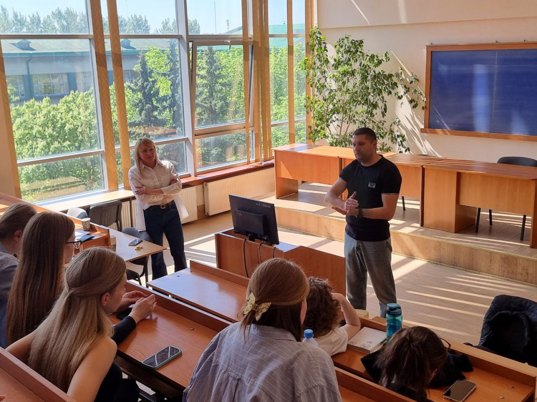 Фото з лекції