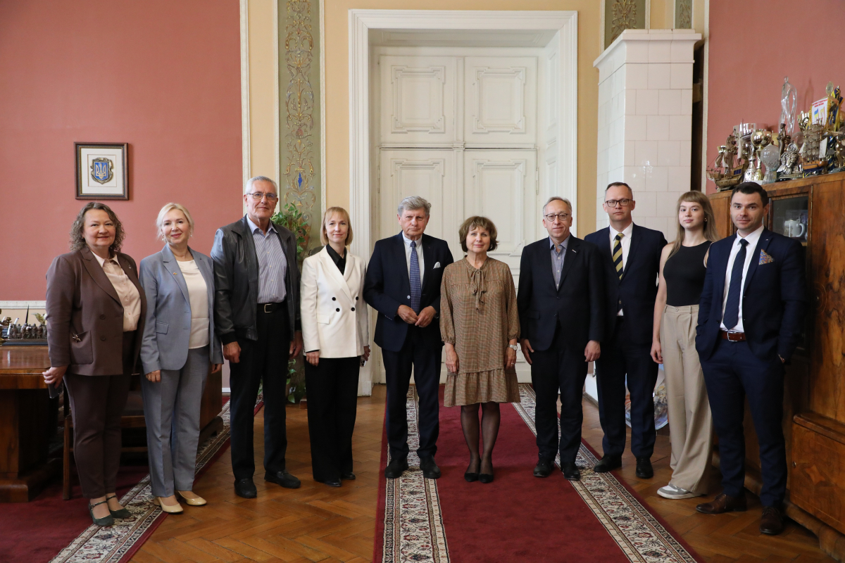Фото із зустрічі у Львівській політехніці