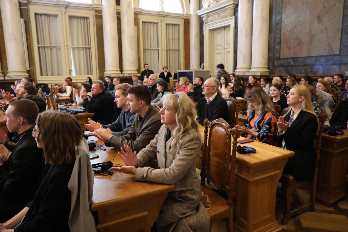 Фото з лекції