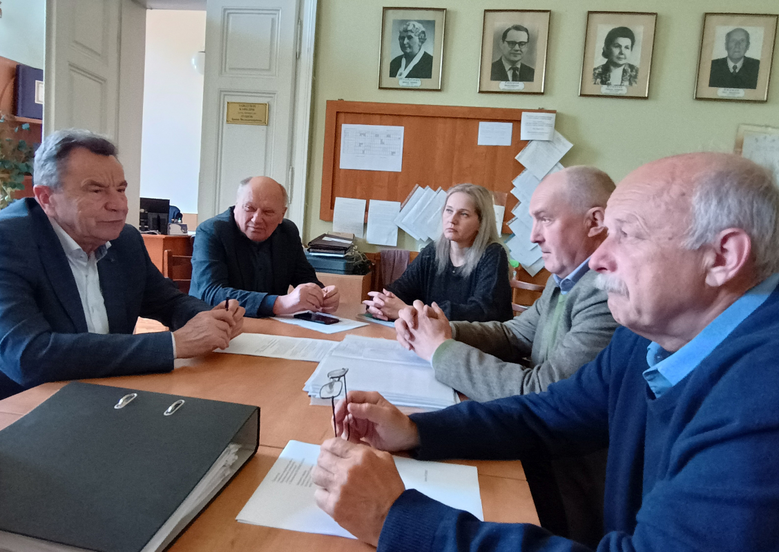 Фото із зустрічі на кафедрі ХТС