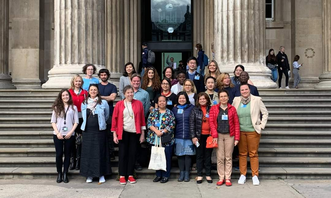 Романа Мотиль з колегами