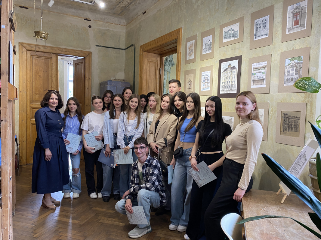 Фото з відкриття виставки