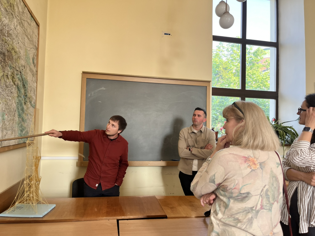 Фото із зустрічі у Львівській політехніці