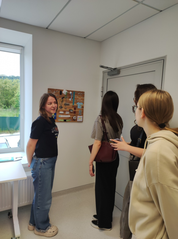 Фото з відвідин центру