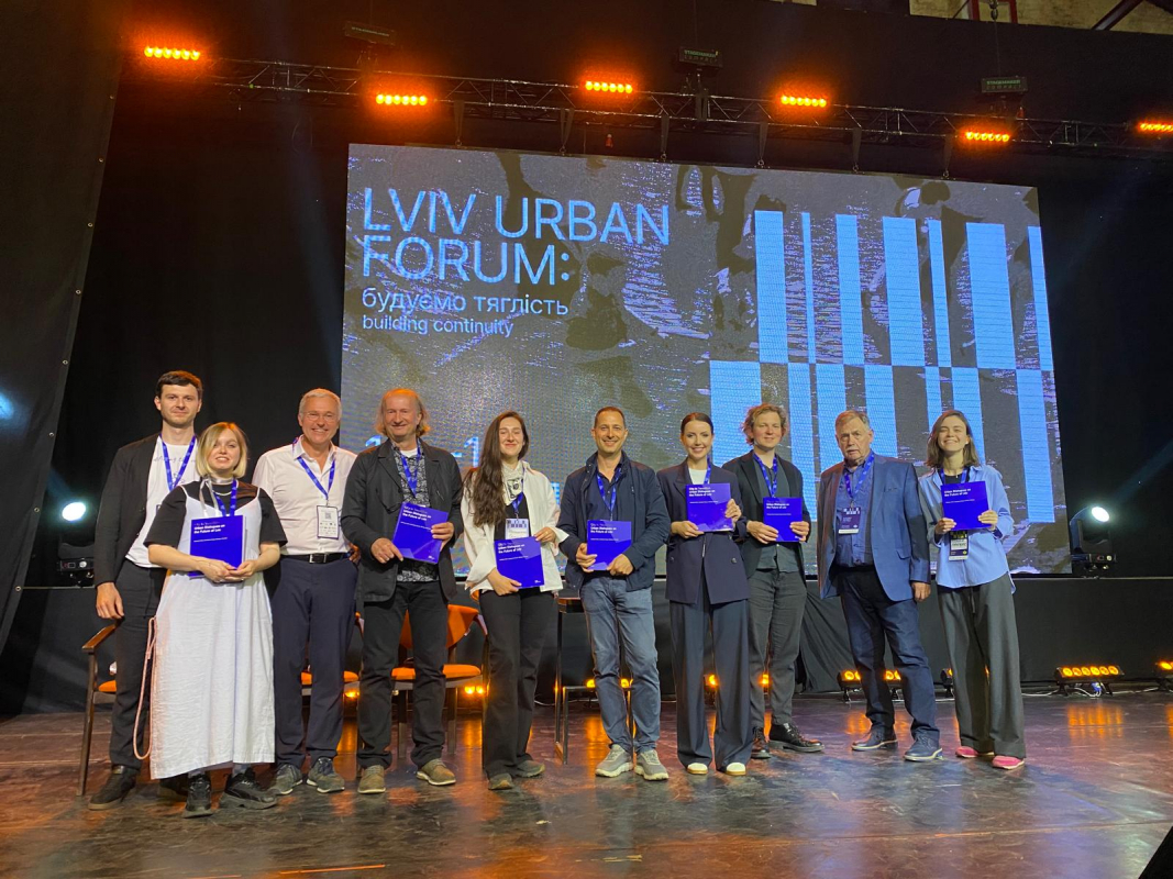 Фото із презентації