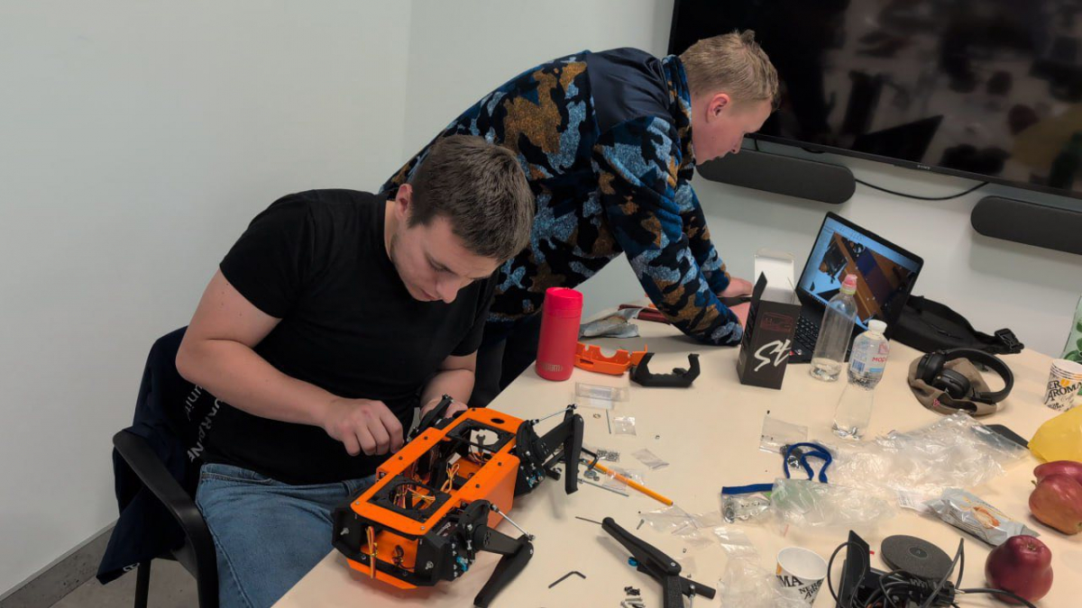 Фото з роботи над проєктом