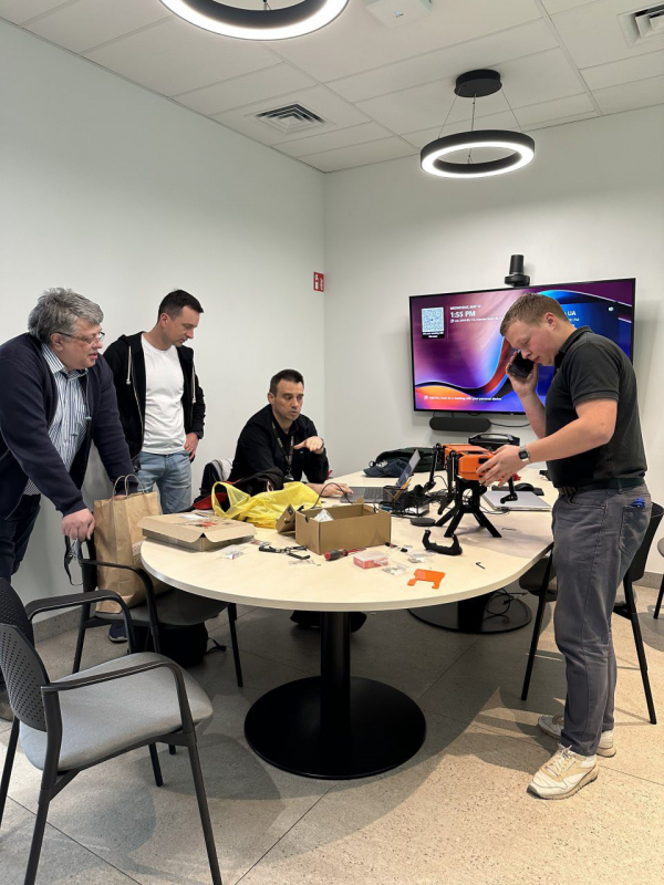 Фото з роботи над проєктом