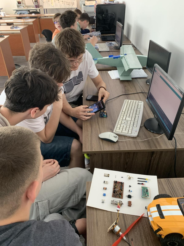 Фото з Літньої школи