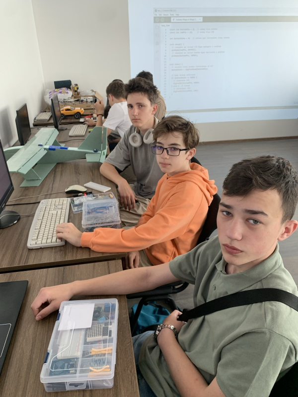 Фото з Літньої школи