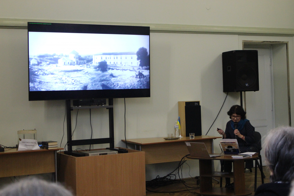 Фото із заходу в НТБ