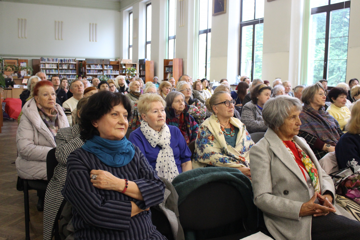 Фото із заходу в НТБ