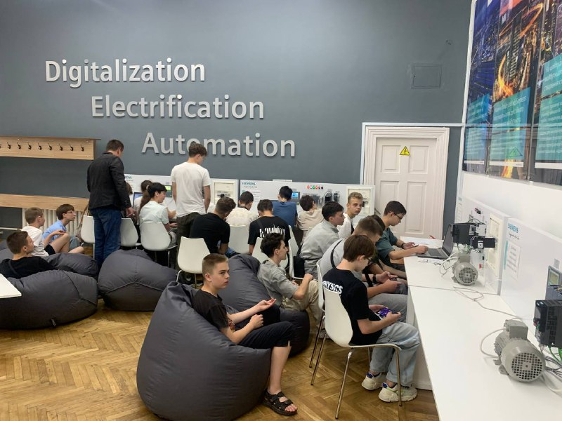 Фото з Літньої школи