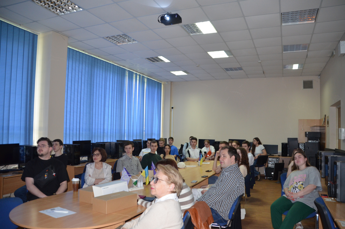 Фото з Літньої школи