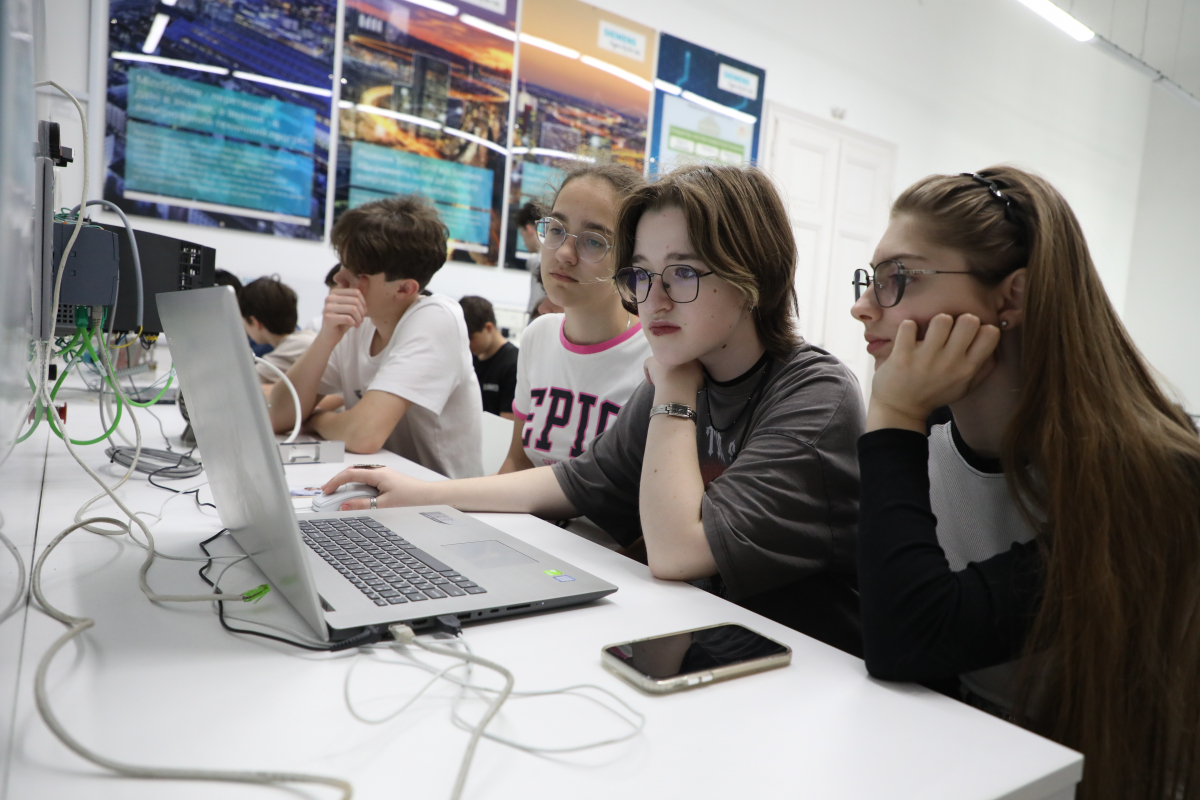 Фото з Літньої школи