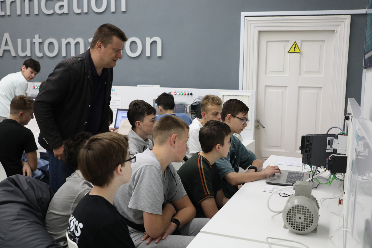 Фото з Літньої школи