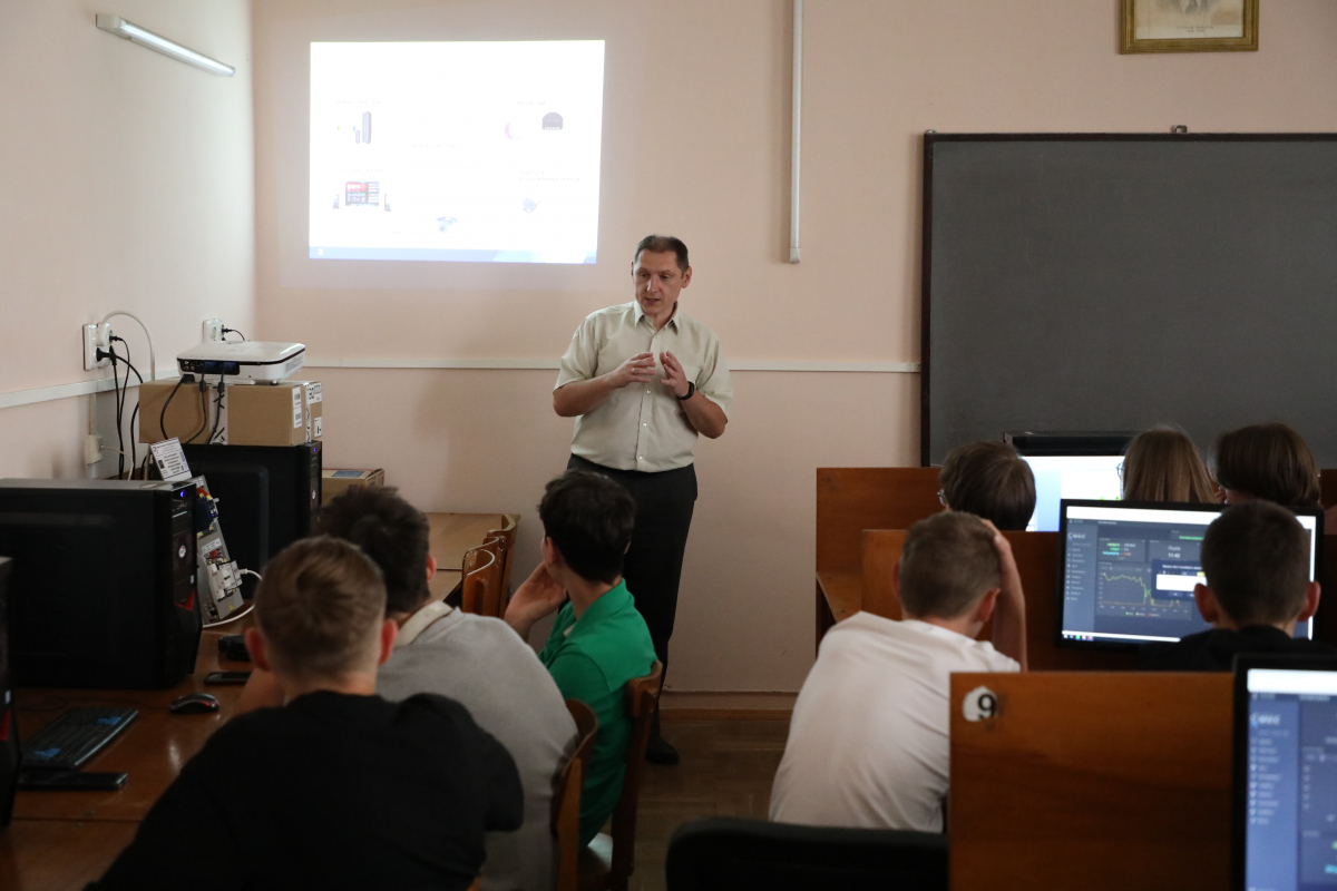 Фото з Літньої школи