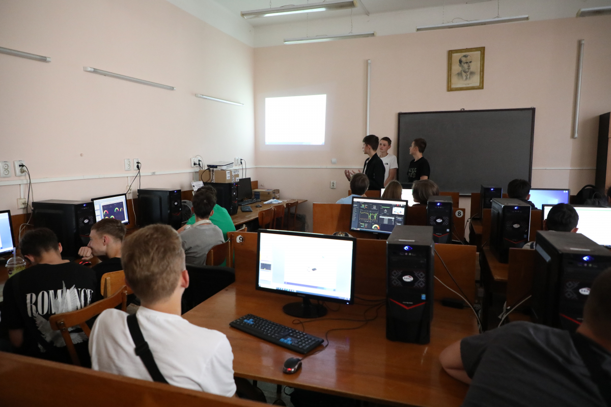 Фото з Літньої школи